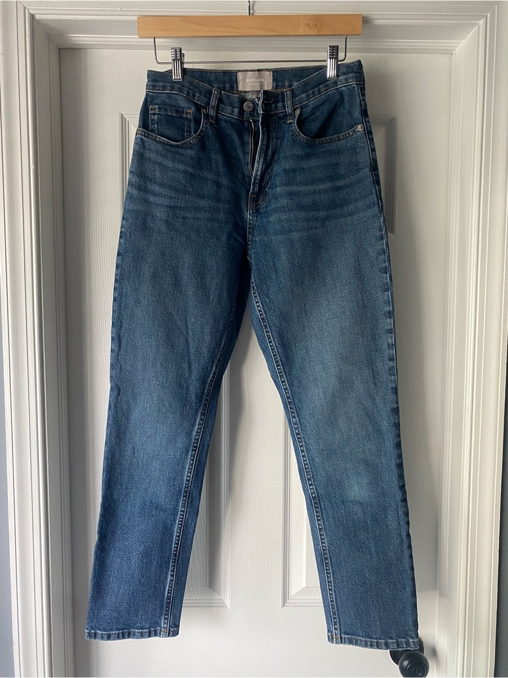 Everlane The Cheeky Jean in Medium Blue Wash